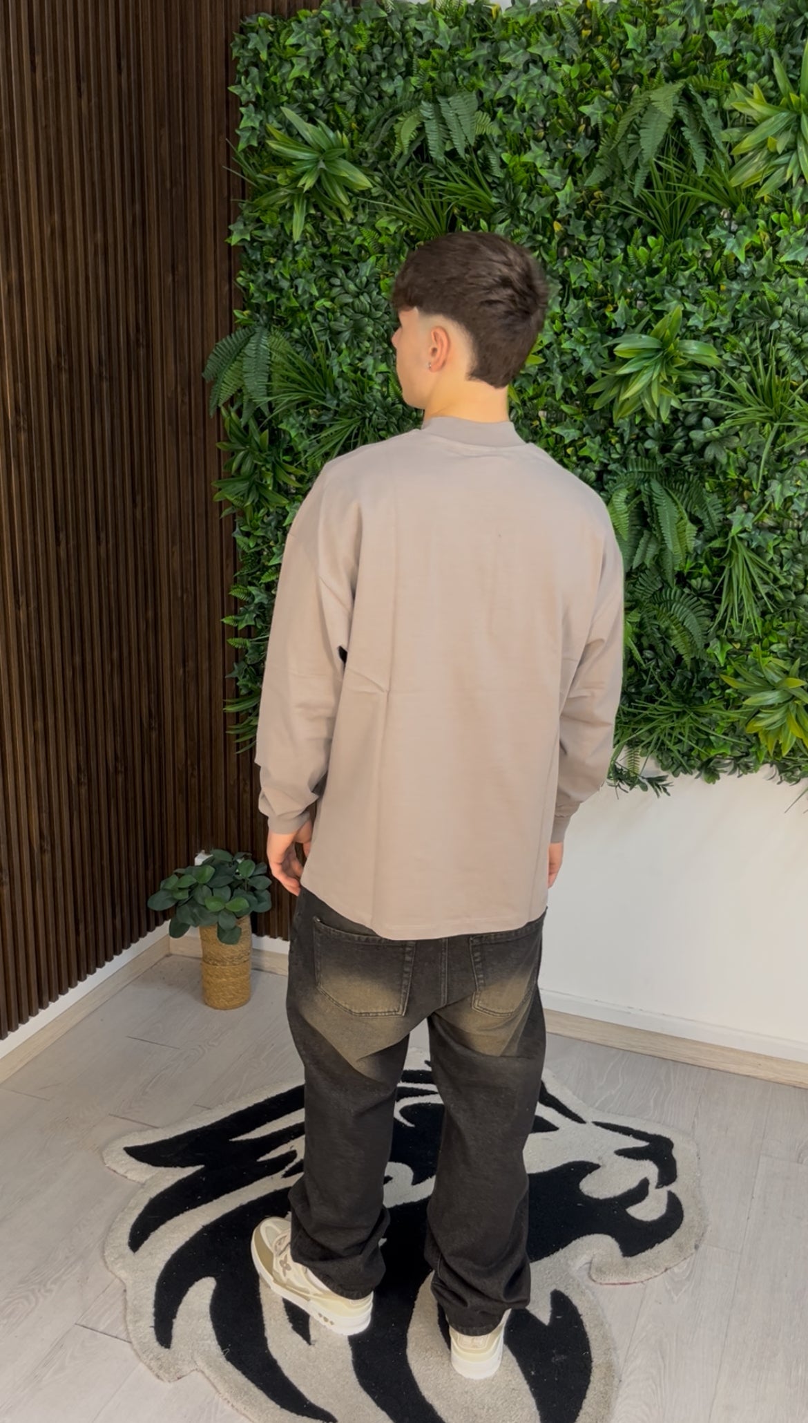 LONGSLEEVE SLIM CUFF COFFEE