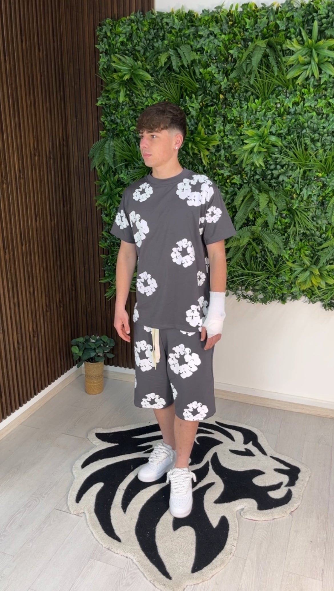 COMPLETO CORTO FLOWER PIOMBO