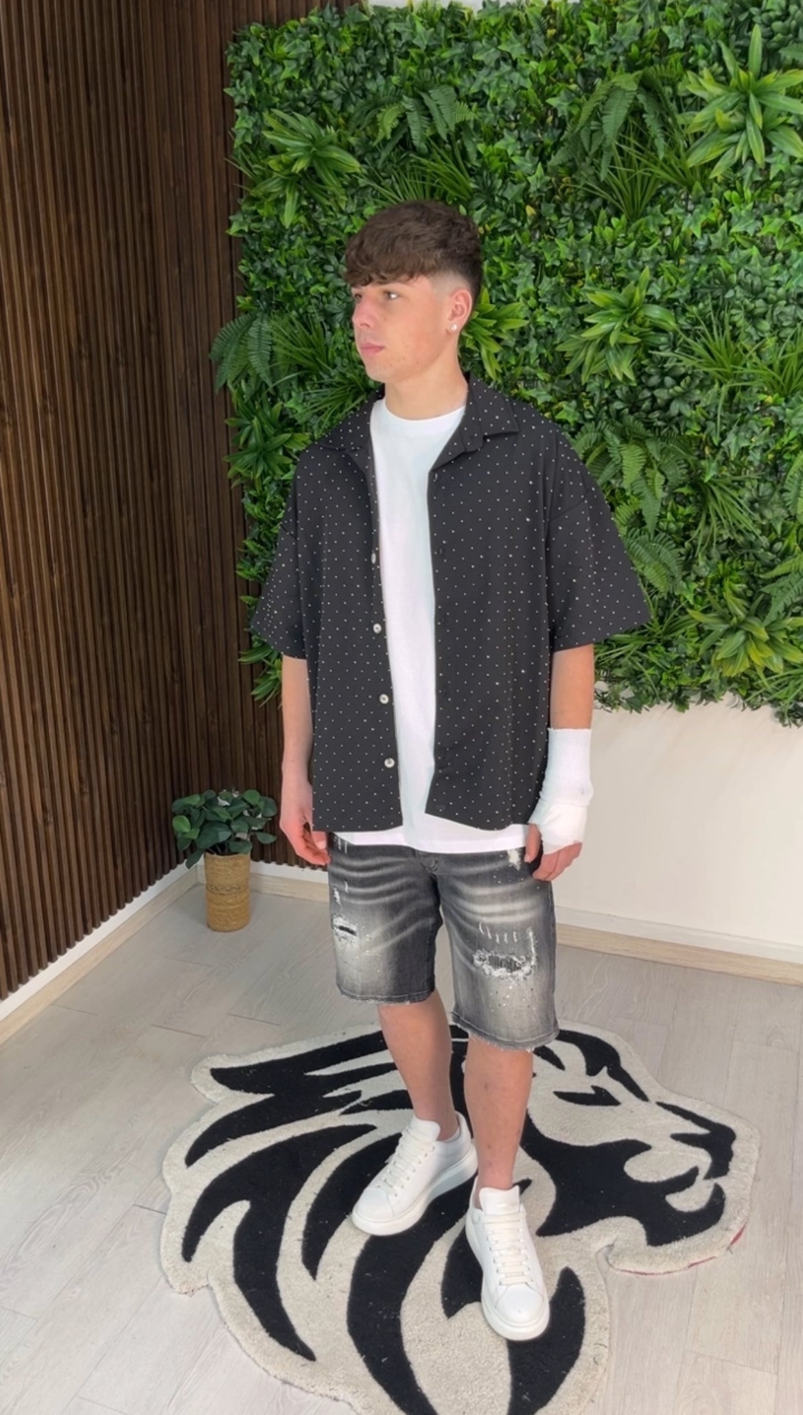 CAMICIA CON STRASS NERA