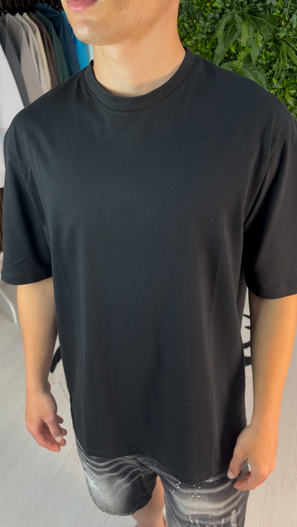 T-SHIRT GIROCOLLO NERA