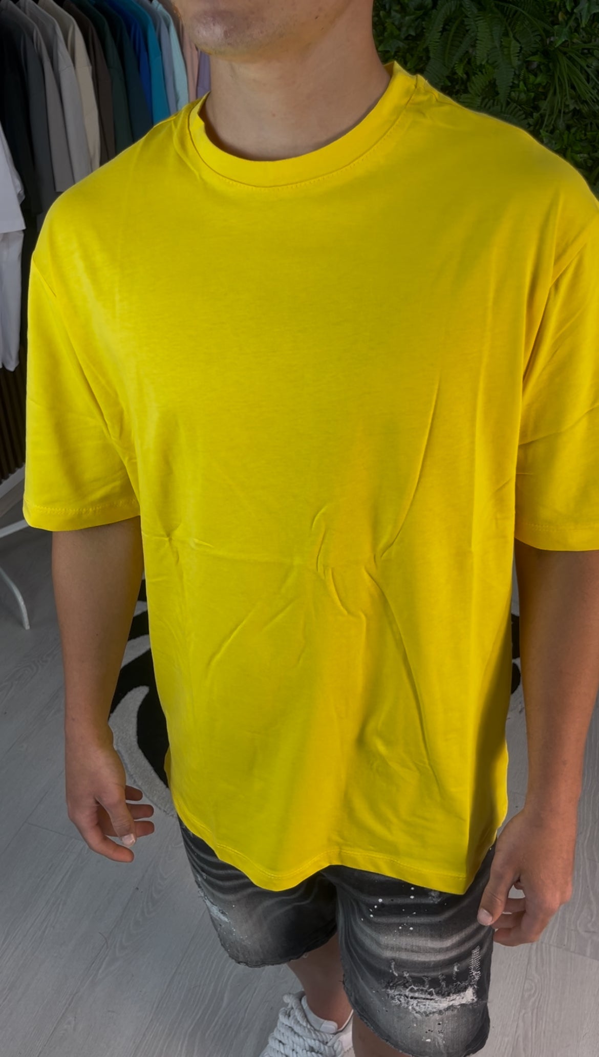 T-SHIRT GIROCOLLO GIALLA