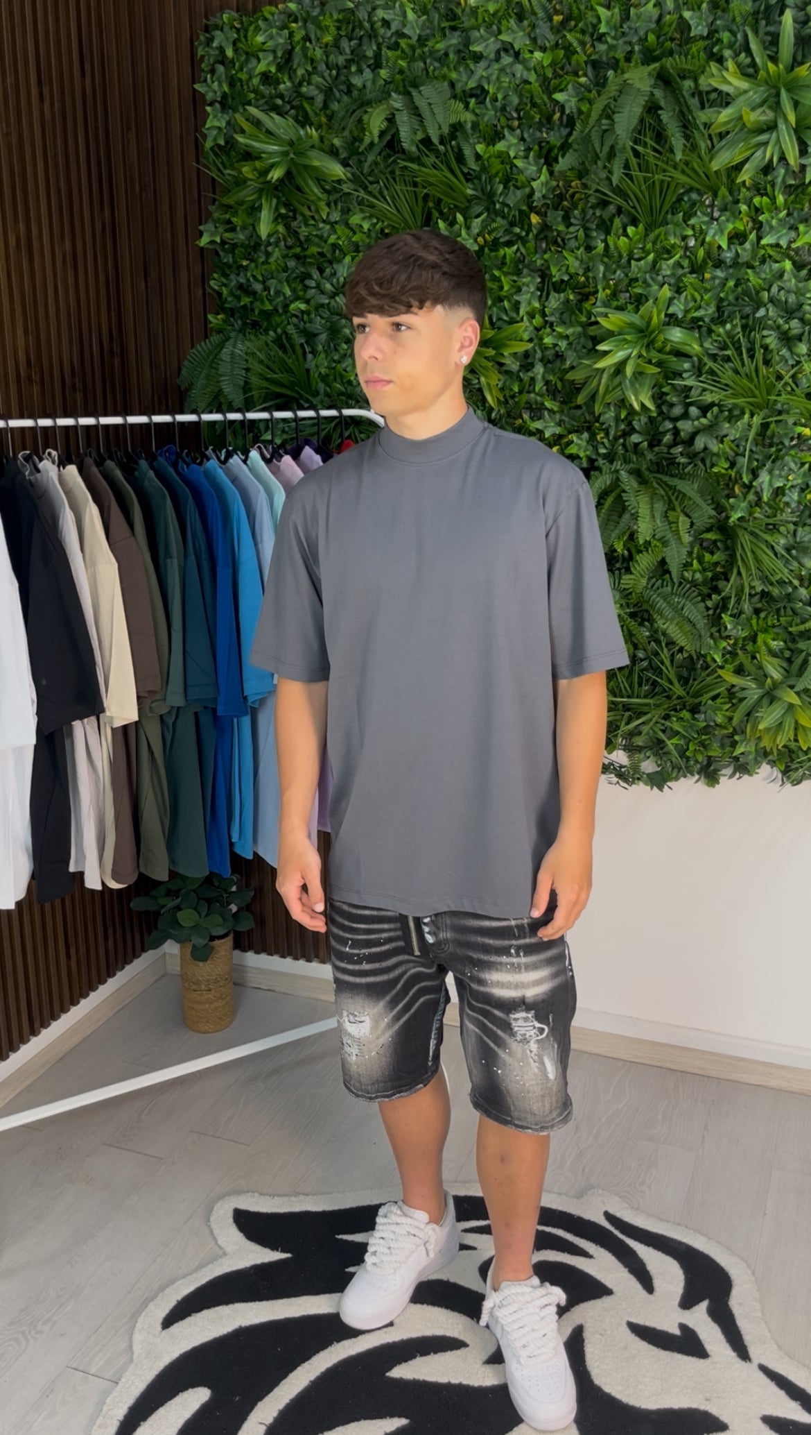 T-SHIRT COLLO ALTO PIOMBO