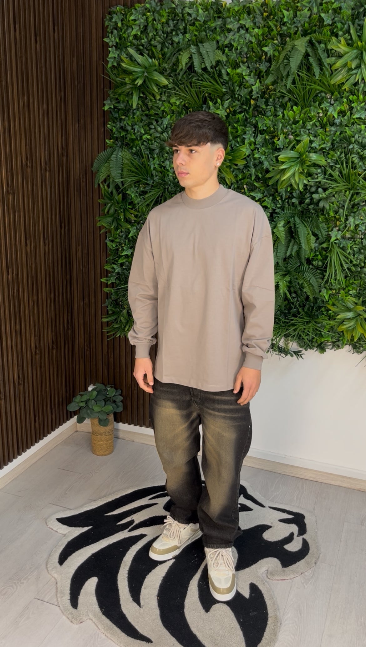 LONGSLEEVE SLIM CUFF COFFEE