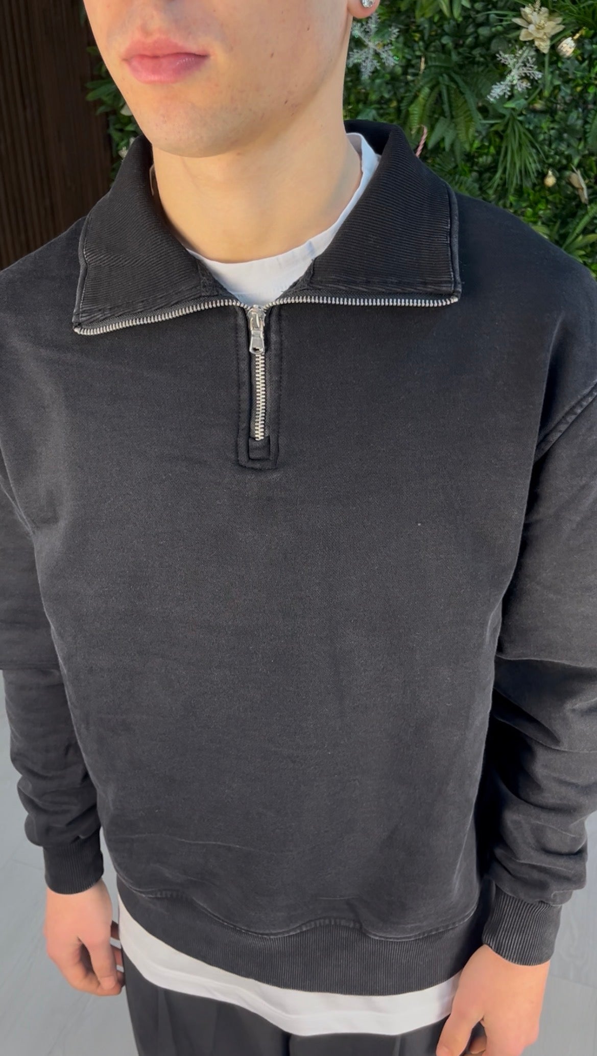WASHED QUARTER ZIP BLACK