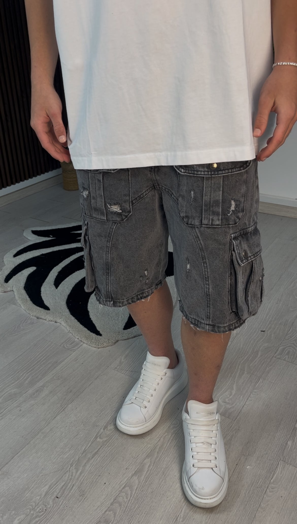 JEANS CORTO BAGGY GRIGIO
