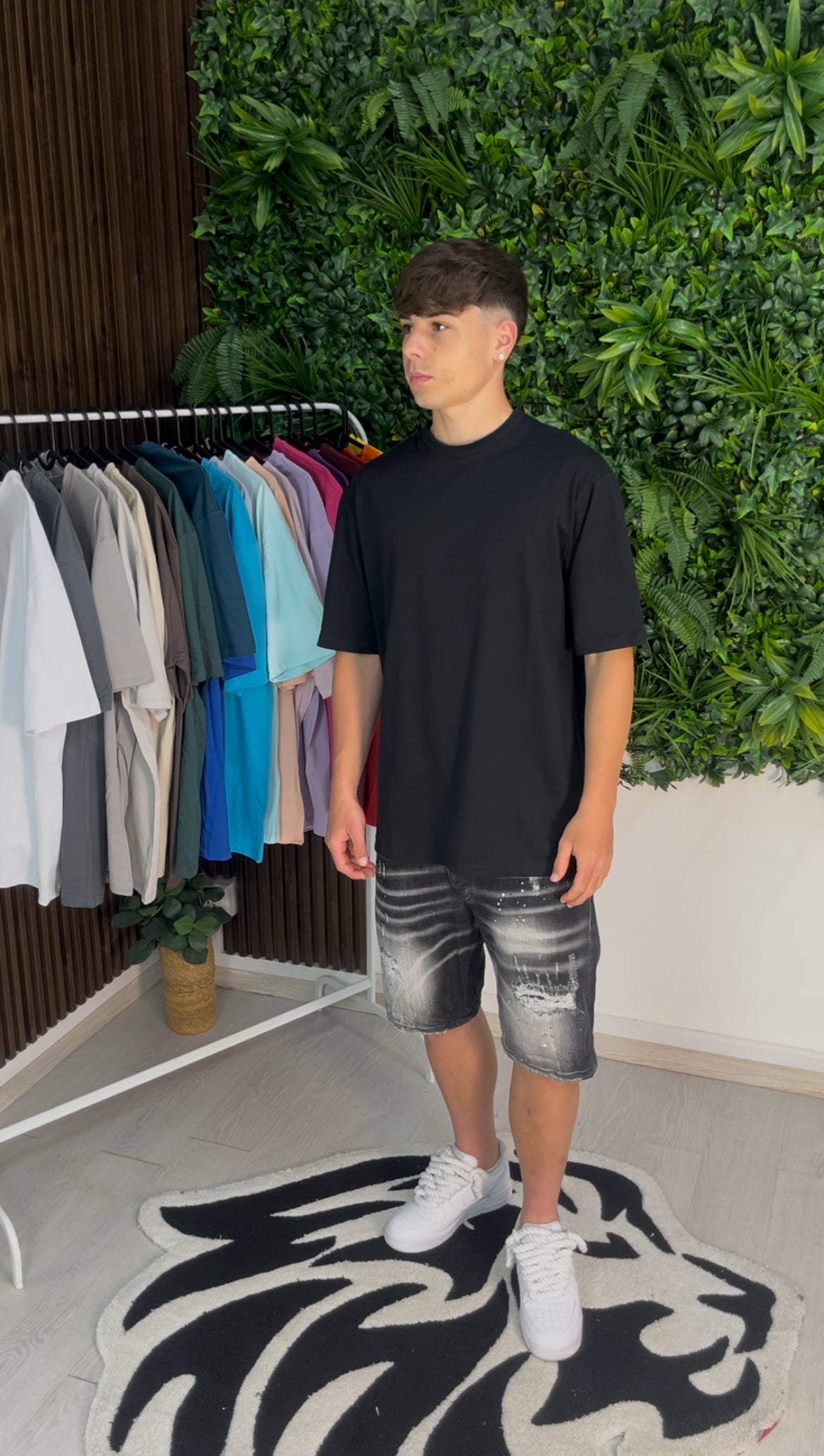 T-SHIRT GIROCOLLO NERA