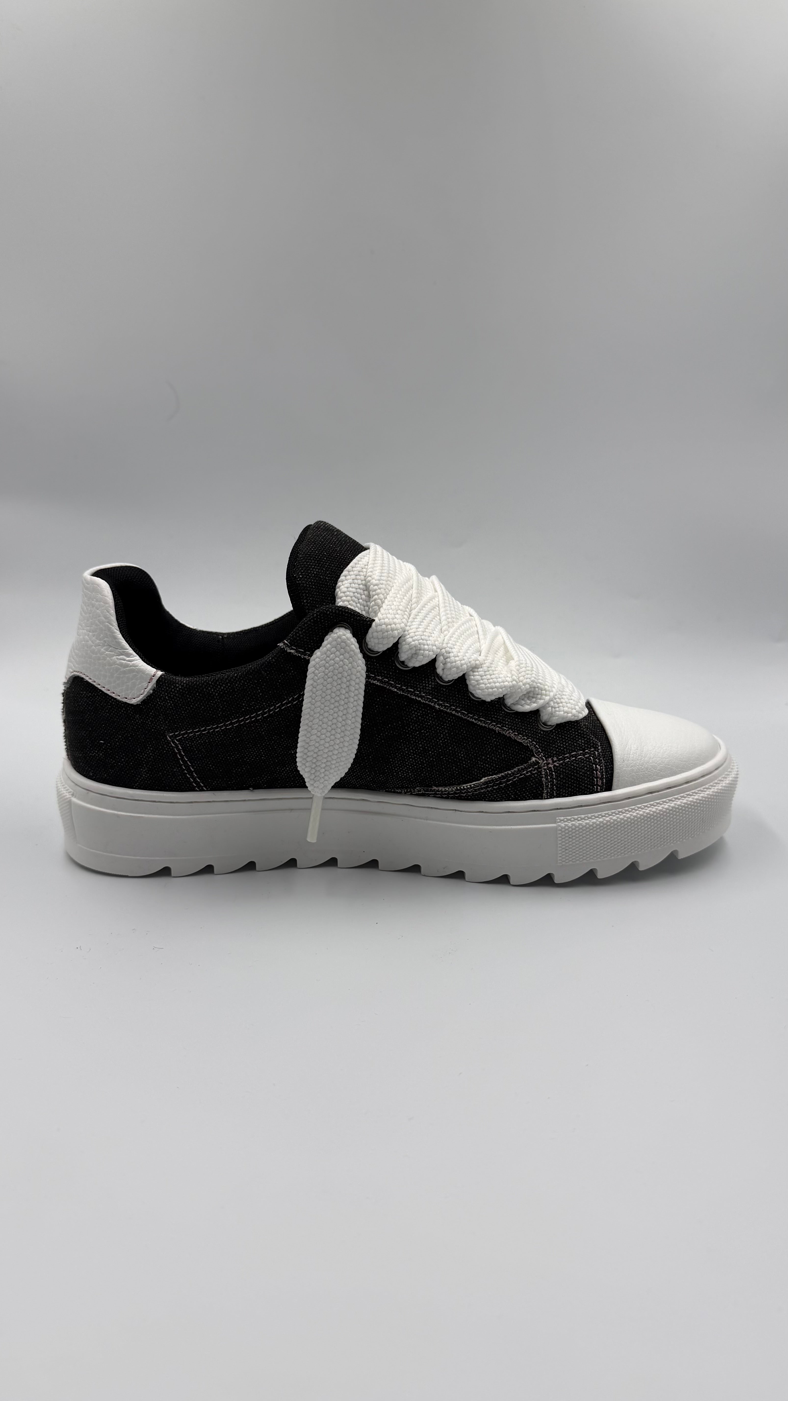 SCARPE NEXUS NERE/ROSA JEANS